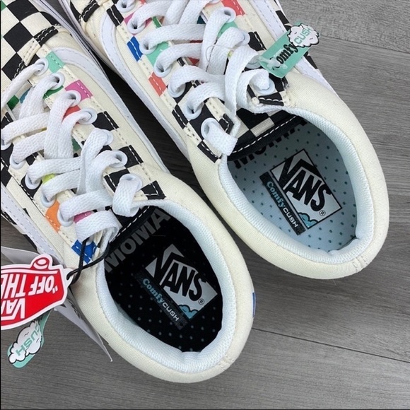 🔹VANS - COMFY CUSH LOW TOPS - Picture 12 of 12